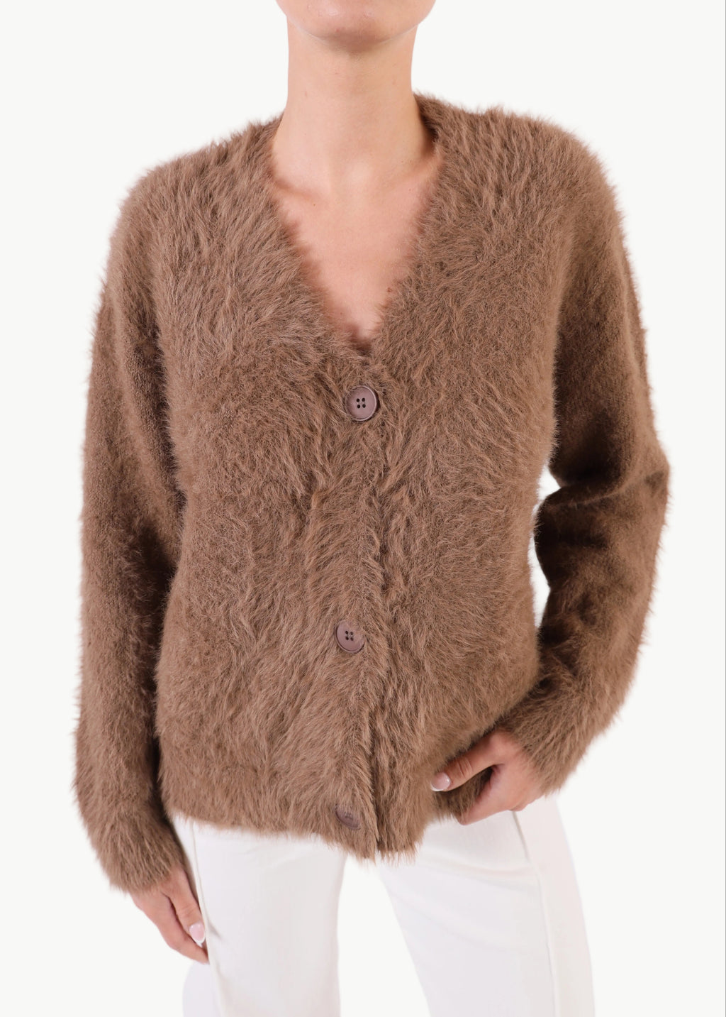 ALARA FLUFFY CARDIGAN La Libéré