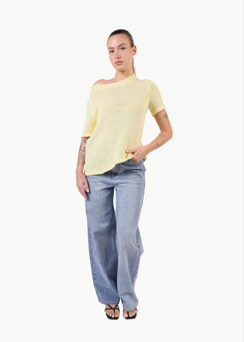 ASYMMETRICAL SHORT SLEEVE JUMPER La Libéré