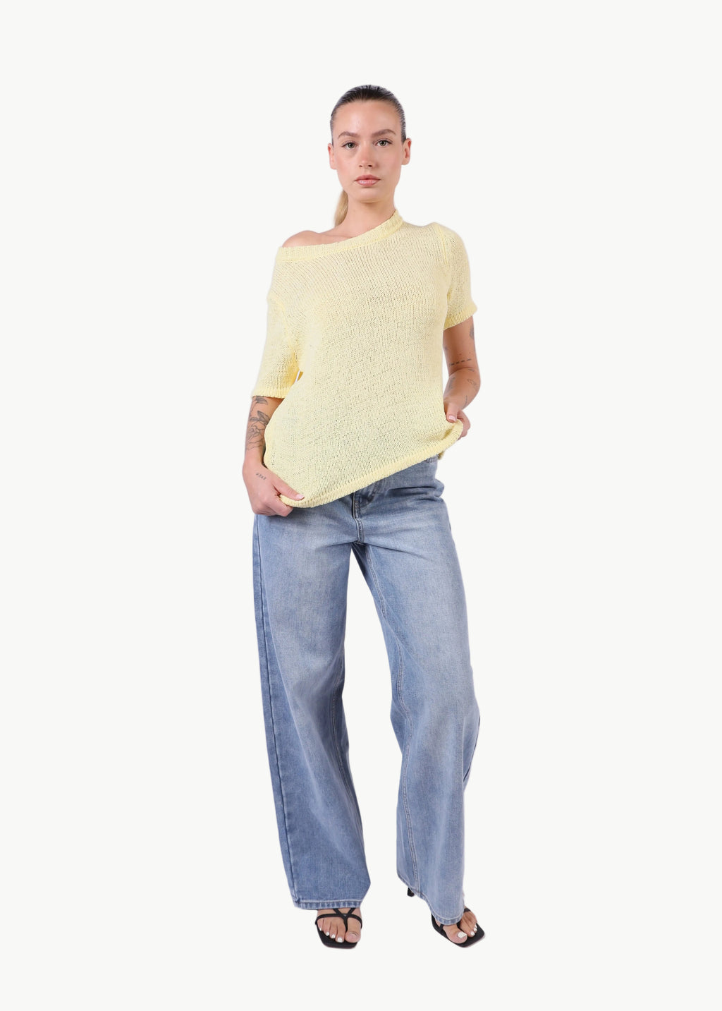 ASYMMETRICAL SHORT SLEEVE JUMPER La Libéré