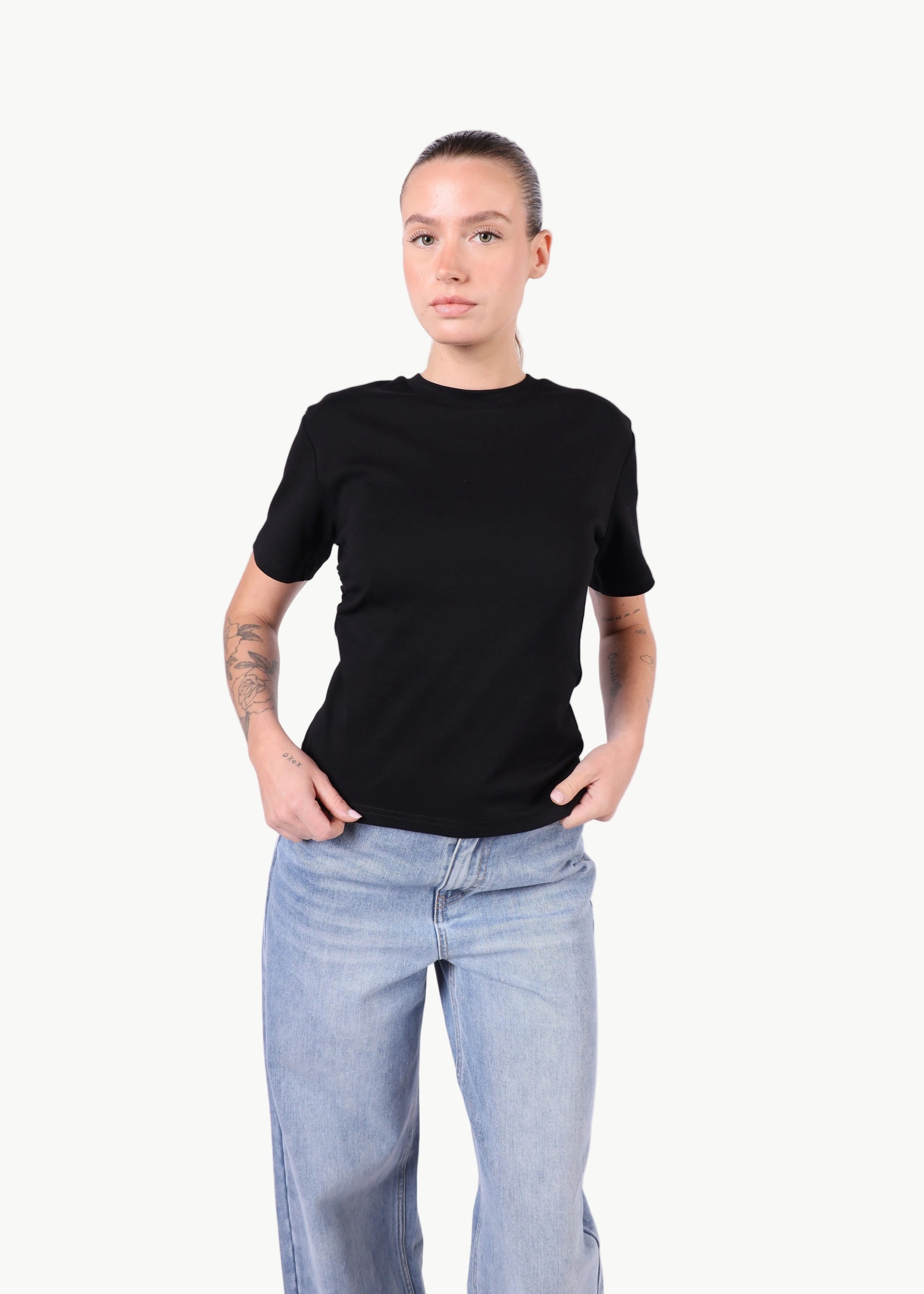 KAIA RUCHED COTTON TEE La Libéré