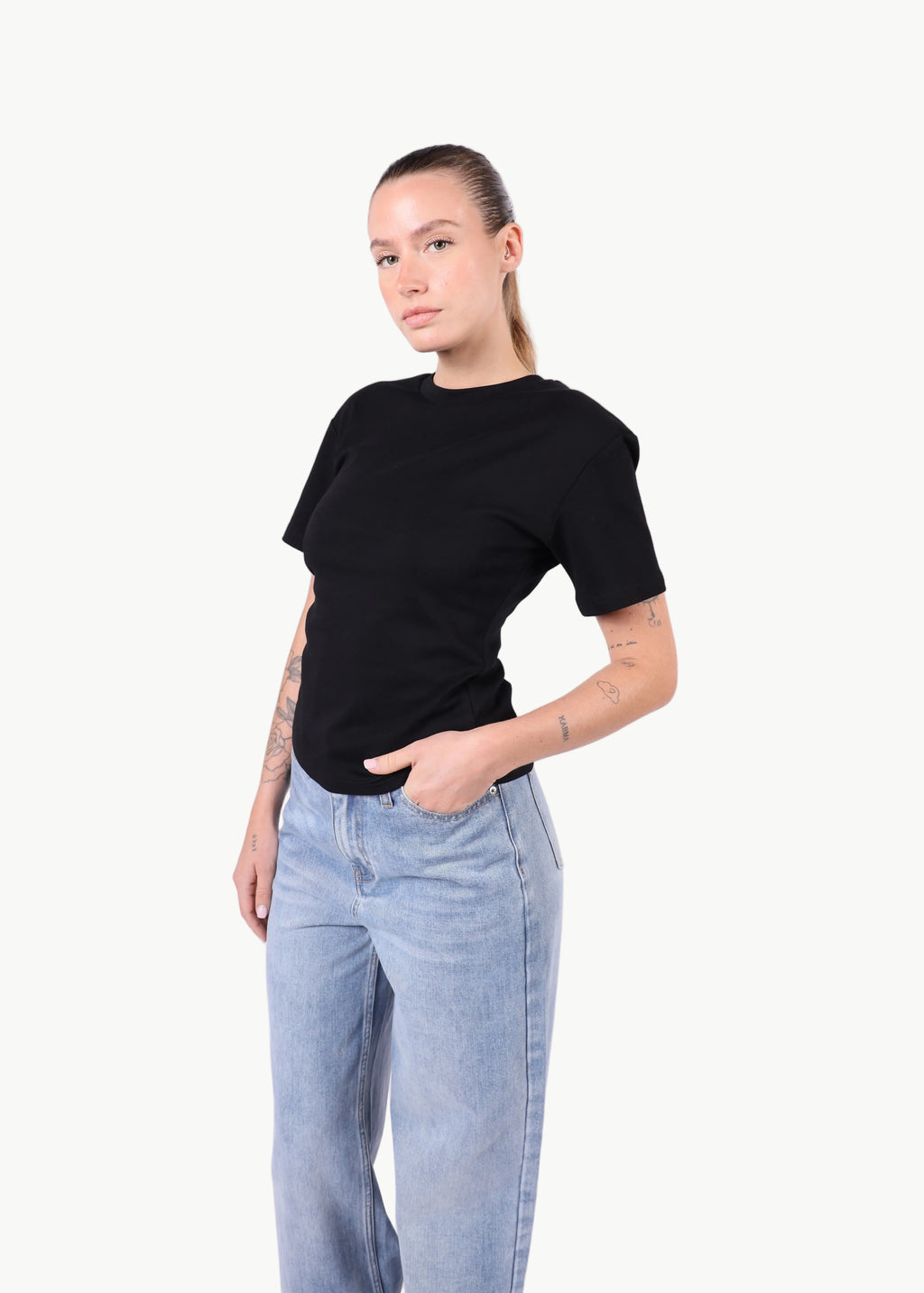 KAIA RUCHED COTTON TEE La Libéré